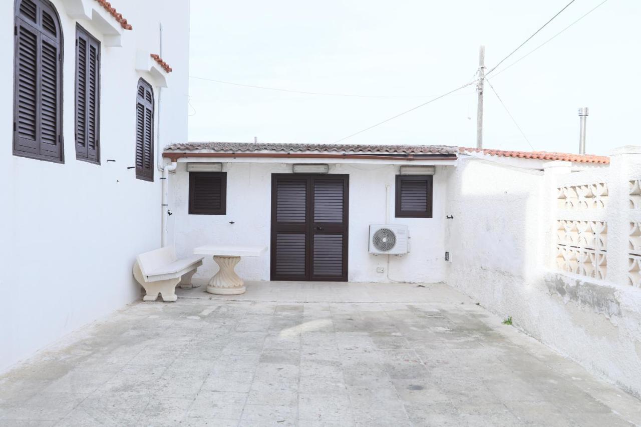 Apartamento La Bellavista Mola Di Bari Exterior foto