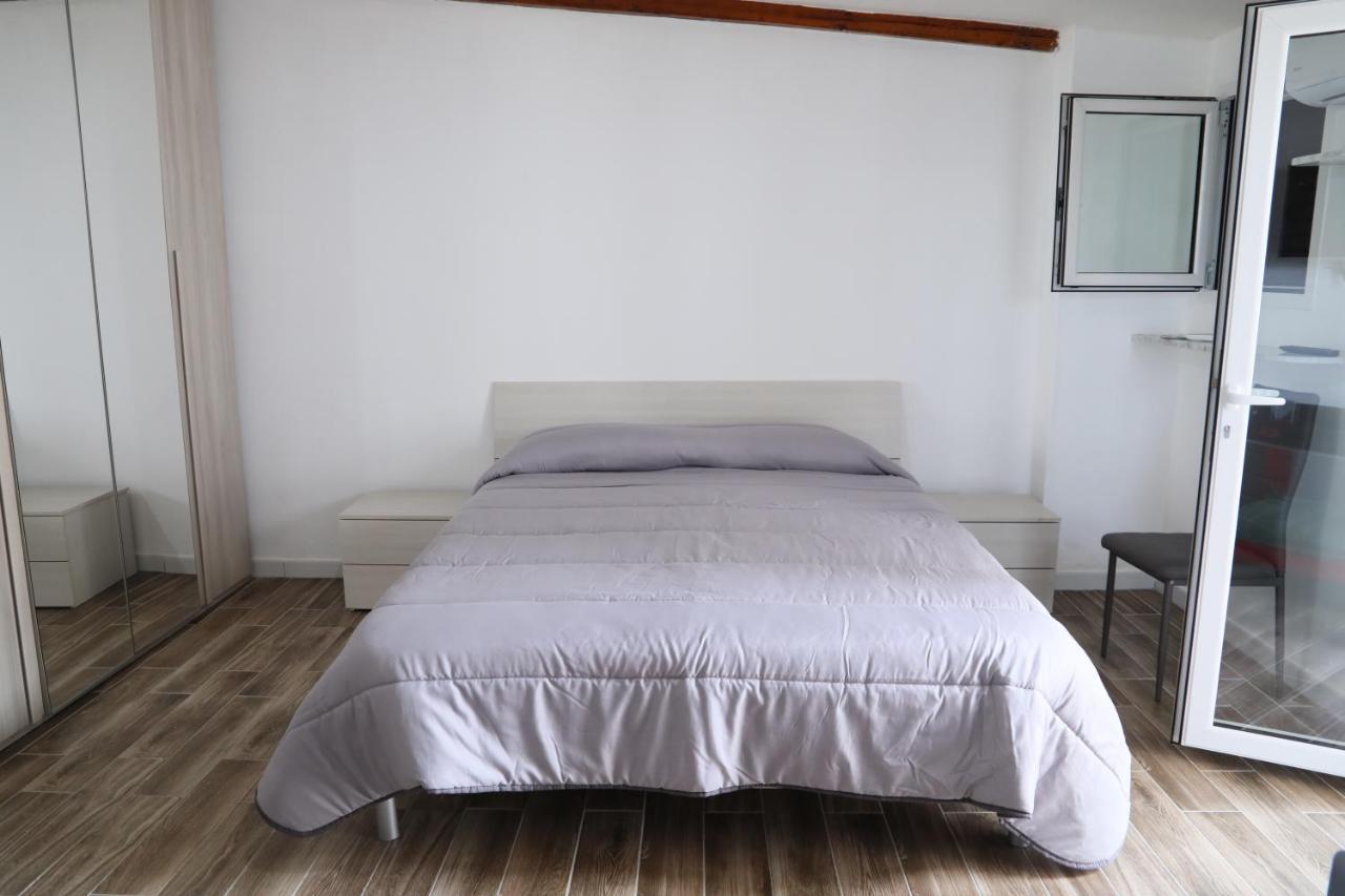 Apartamento La Bellavista Mola Di Bari Exterior foto