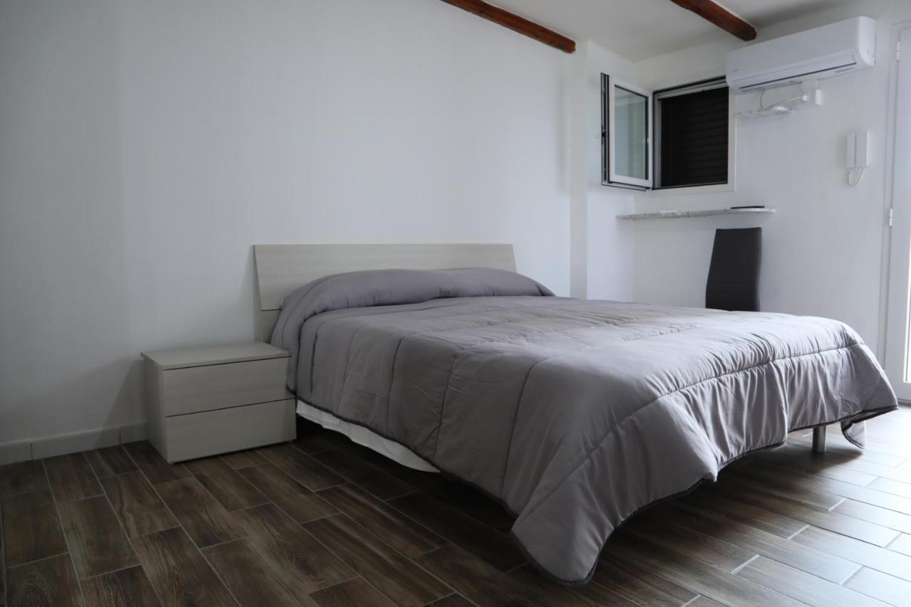 Apartamento La Bellavista Mola Di Bari Exterior foto