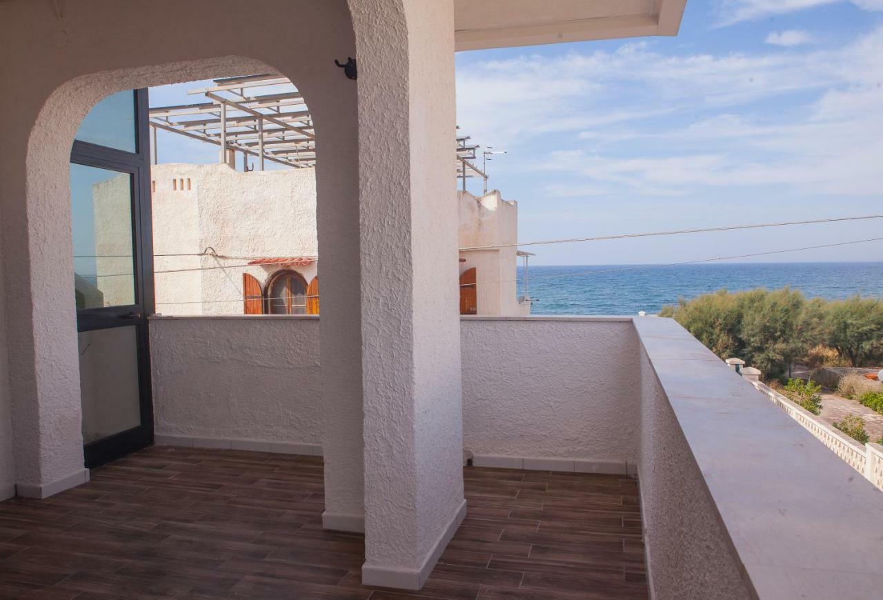 Apartamento La Bellavista Mola Di Bari Exterior foto