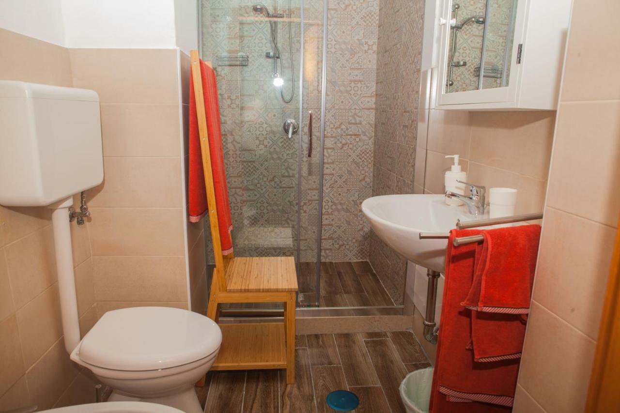 Apartamento La Bellavista Mola Di Bari Exterior foto